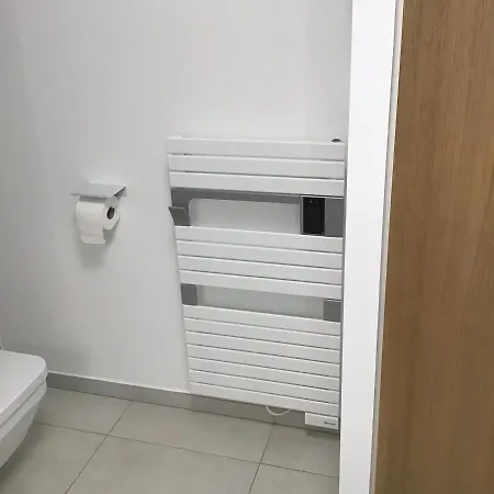 Avec 2 D'hotes Pour 1 A 4 Personnes Avec Vue Mer, Terrasse, Parking Prive, Proche Port Et Aeroport, Petit Dejeuner Inclus Nocleg ze śniadaniem Ajaccio (Corsica)