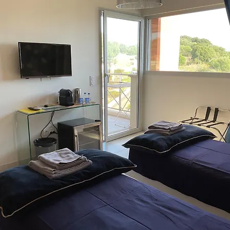 Avec 2 D'hotes Pour 1 A 4 Personnes Avec Vue Mer, Terrasse, Parking Prive, Proche Port Et Aeroport, Petit Dejeuner Inclus Nocleg ze śniadaniem 4*