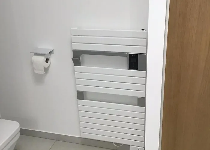 Avec 2 D'hôtes Pour 1 à 4 Personnes Avec Vue Mer, Terrasse, Parking Privé, Proche Port Et Aéroport, Petit Déjeuner Inclus Bed & Breakfast Ajaccio (Corsica)