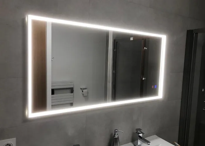 Avec 2 D'hôtes Pour 1 à 4 Personnes Avec Vue Mer, Terrasse, Parking Privé, Proche Port Et Aéroport, Petit Déjeuner Inclus Bed & Breakfast Ajaccio (Corsica)