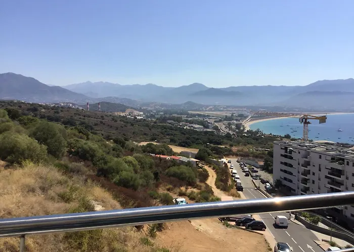 Avec 2 D'hotes Pour 1 A 4 Personnes Avec Vue Mer, Terrasse, Parking Prive, Proche Port Et Aeroport, Petit Dejeuner Inclus Panzió Ajaccio