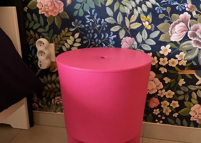 Bed & Breakfast Avec 2 D'hotes Pour 1 A 4 Personnes Avec Vue Mer, Terrasse, Parking Prive, Proche Port Et Aeroport, Petit Dejeuner Inclus